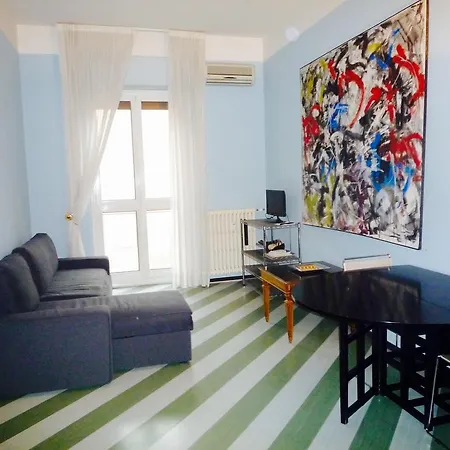 Garibaldi 12 Apartment *